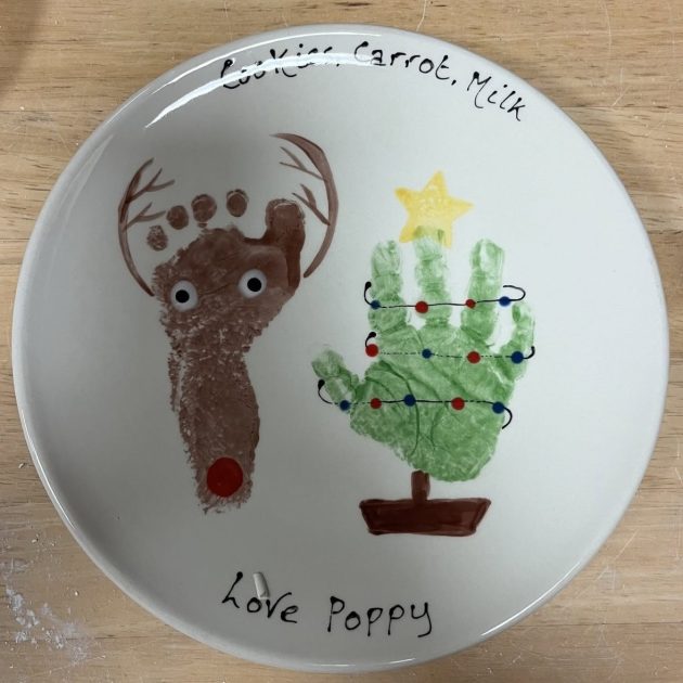 Rainbow Pottery Painting Christmas session - Tuesday 3rd Nov- 9:30-11:00am